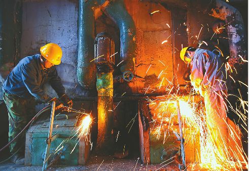 拆煤炉治霾大济南拼了!本月逾30台煤炉同开拆